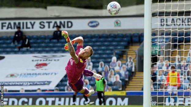 Bristol City goalkeeper Daniel Bentley