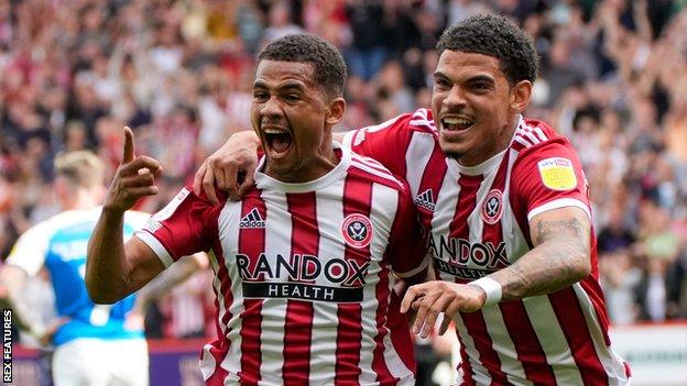 Sheffield United's Iliman Ndiaye and Morgan Gibbs-White