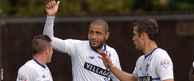 Leon Clarke