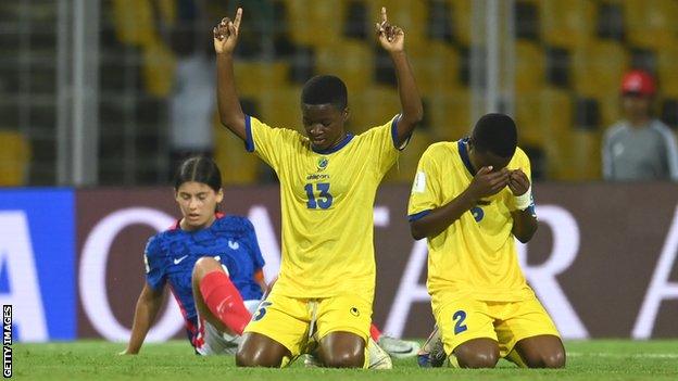 Alia Fikiri Salum of Tanzania celebrates the win against France