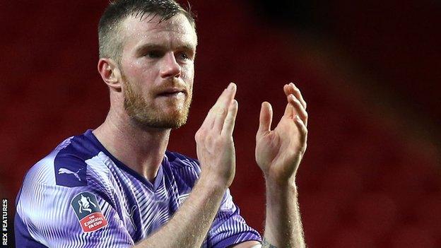 Chris Brunt applauds West Brom fans