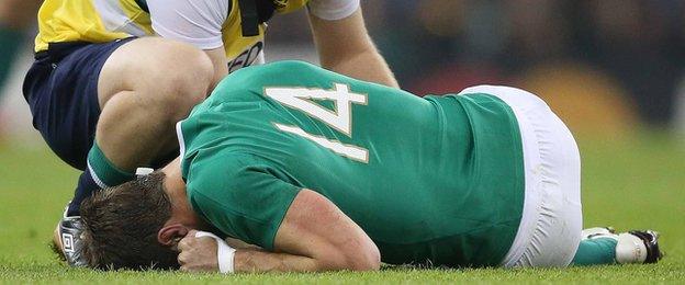 Tommy Bowe's season looks to be over after being ruled out for at least six months with a knee injury