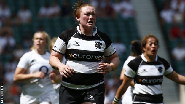 Laura Keates playing for the Barbarians