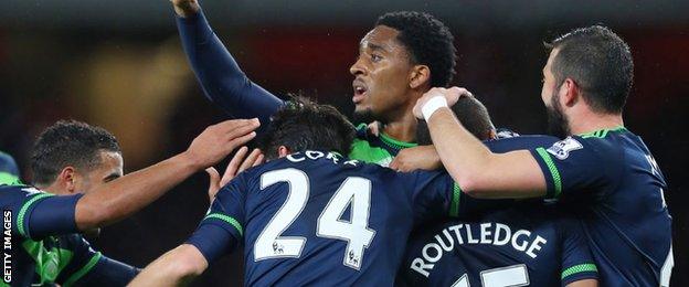 Swansea celebrate Wayne Routledge's equaliser