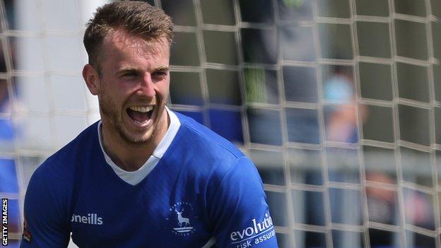 Rhys Oates in action for Hartlepool