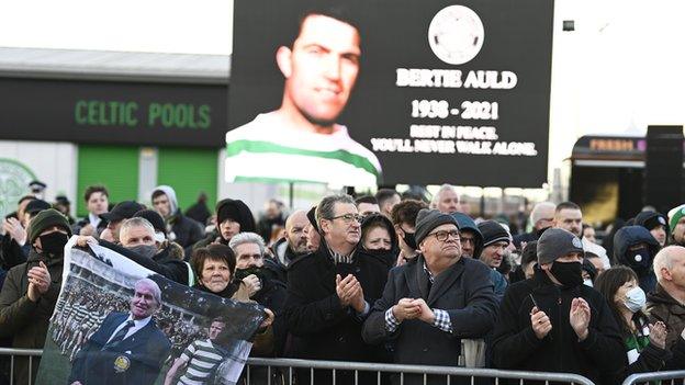 Thousands of fans gathered at Celtic Park to pay final respects to club legend Bertie Auld