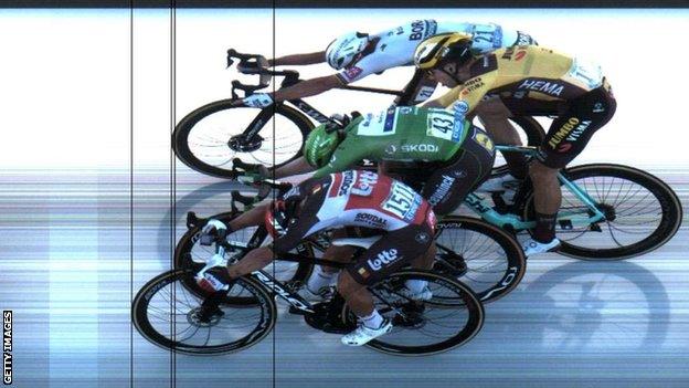 A photo finish shows Caleb Ewan narrowly beating Sam Bennett, Wout van Aert and Peter Sagan on stage 11 of the 2020 Tour de France