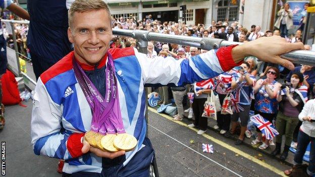 David Weir at the London 2012 victory parade