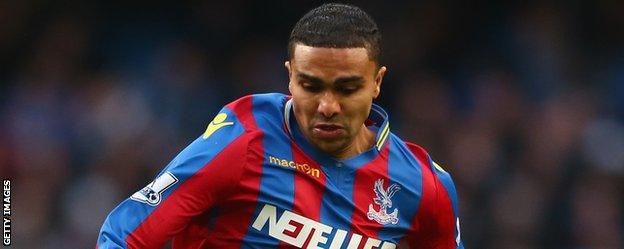 Jerome Thomas in action for Crystal Palace