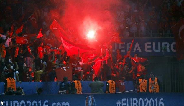 Flares in the Turkey end