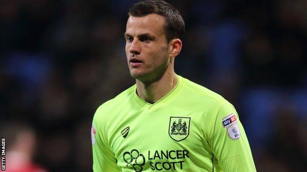 Luke Steele in action for Bristol City