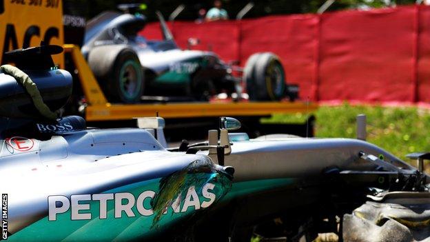 Hamilton and Rosberg's damaged cars