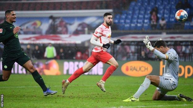 Josko Gvardiol scores for RB Leipzig against Wolfsburg