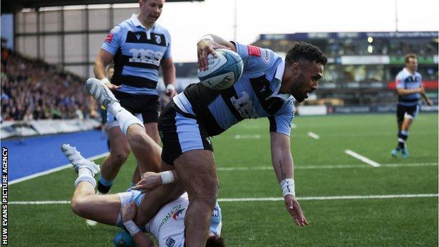 Willis Halaholo