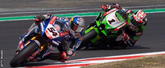 Toprak Razgatlioglu and Jonathan Rea