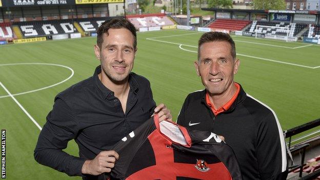 Ward is the second signing by Crusaders manager Stephen Baxter during the transfer window