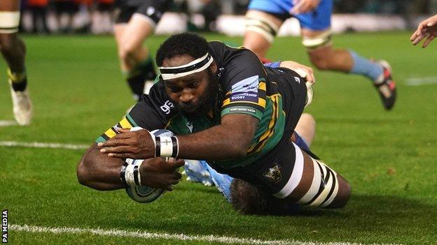 Apisalome Ratuniyarawa scored the third of Northampton Saints' five first-half tries