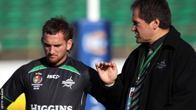 Aaron Cruden and Dave Rennie