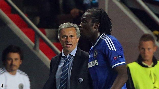 Manchester United manager Jose Mourinho and Romelu Lukaku