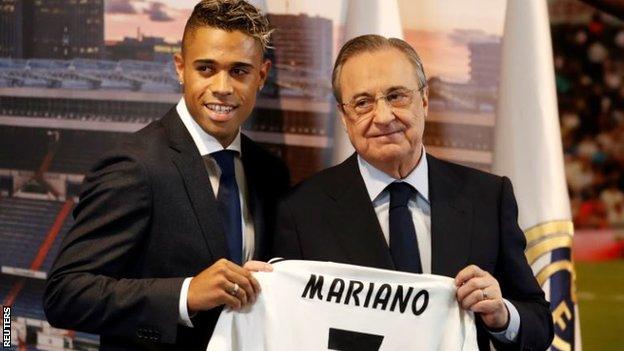 Real Madrid president with summer signing Mariano