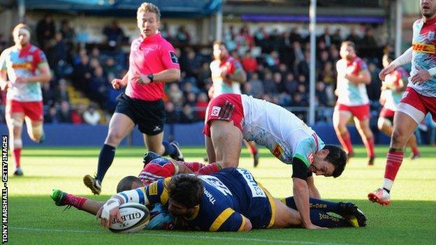 Wynand Olivier's try gave Worcester an early lead in Saturday's Anglo-Welsh Cup tie against Harlequins at Sixways but the Warriors went on to suffer a 28-22 home defeat