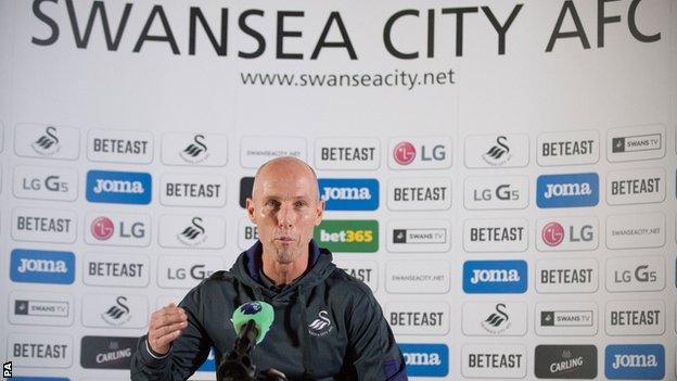 Bob Bradley at his first Swansea media conference