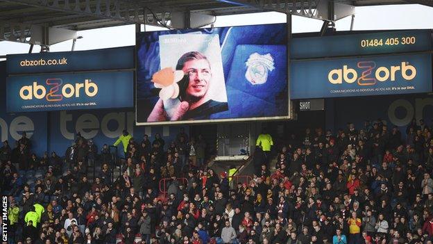 Huddersfield Town tribute to Emiliano Sala