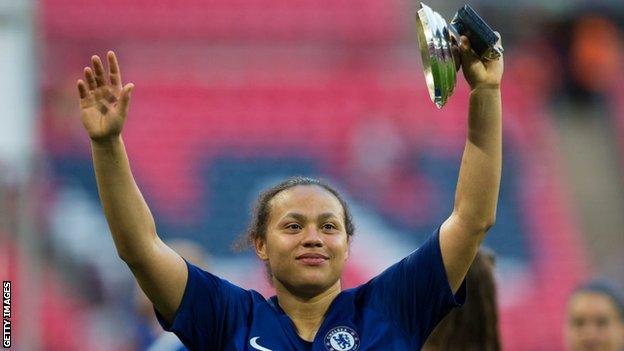 Drew Spence of Chelsea Ladies celebrates her side's victory after the SSE Women's FA Cup Final match