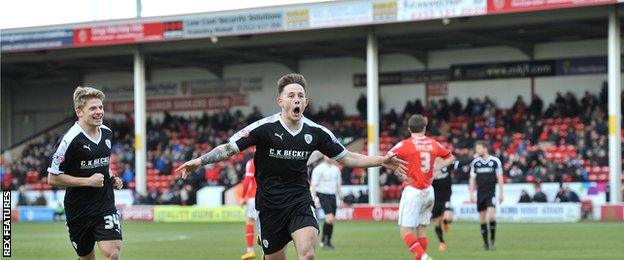 Josh Brownhill celebrates for Barnsley