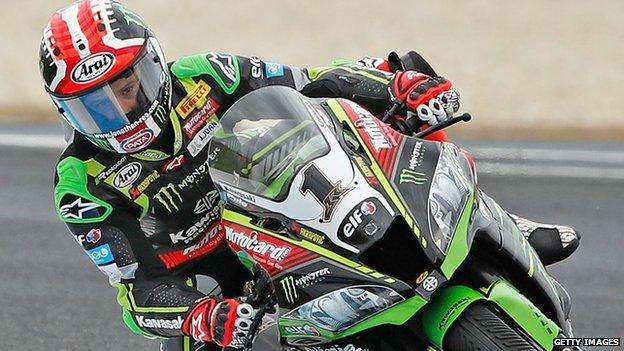 Jonathan Rea wins race two at Assen