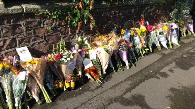 Floral tributes in Gordon Road