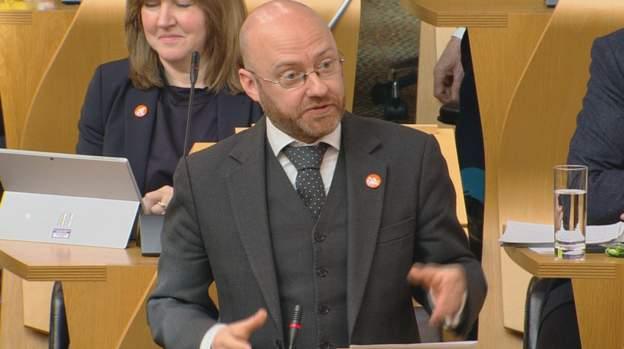 Patrick Harvie challenged the first minister on air passenger duty