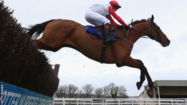 Victoria Pendleton riding Pacha Du Polder at Wincanton