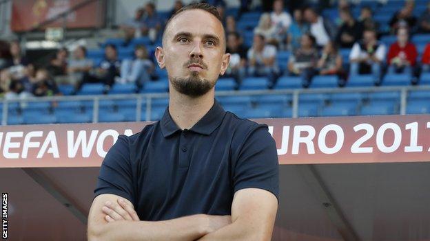 Mark Sampson