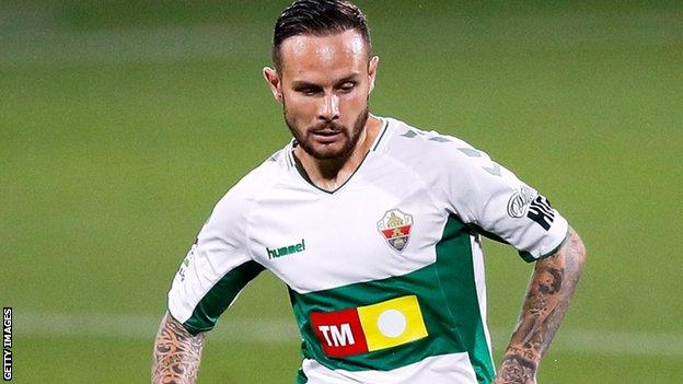 Ivan Sanchez in action for Elche