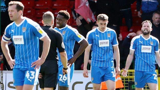 Notts County players look dejected