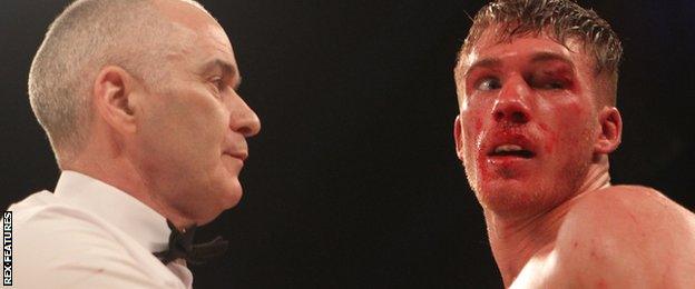 Referee and Nick Blackwell