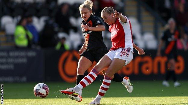 Arsena's Frida Maanum shoots against Everton in the Women's Super League