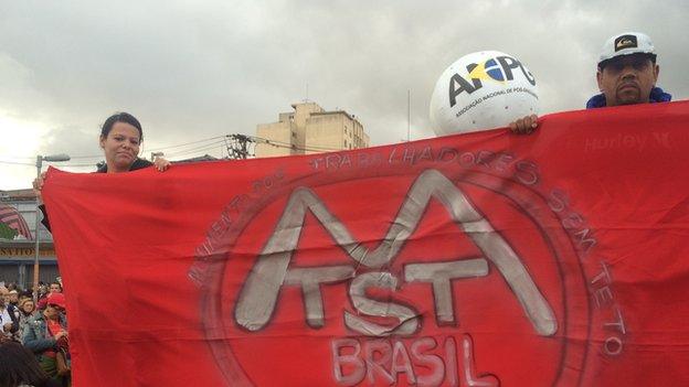 Protestors Fabiano Amaral and Graziela Silva