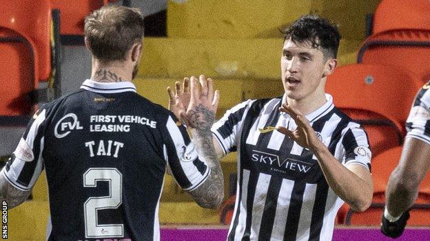 St Mirren's Jamie McGrath celebrates