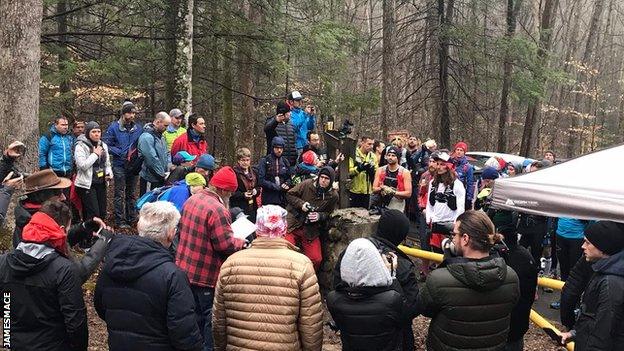 Runners at start of Barkley Marathons