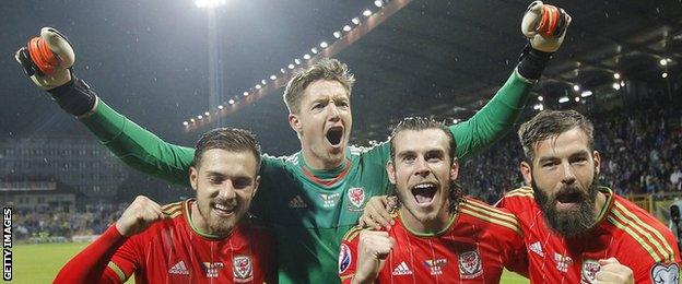 Wales stars celebrate in Zenica