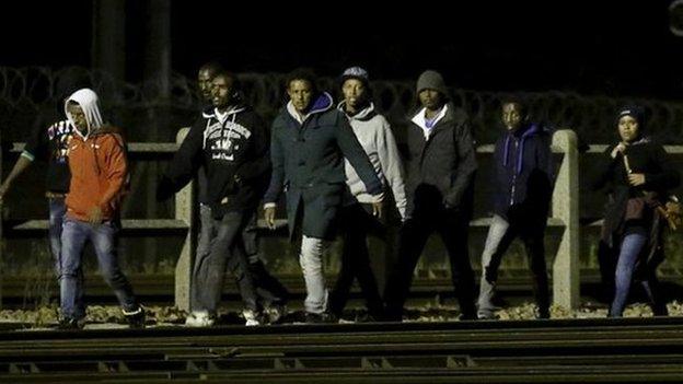 Calais migrants