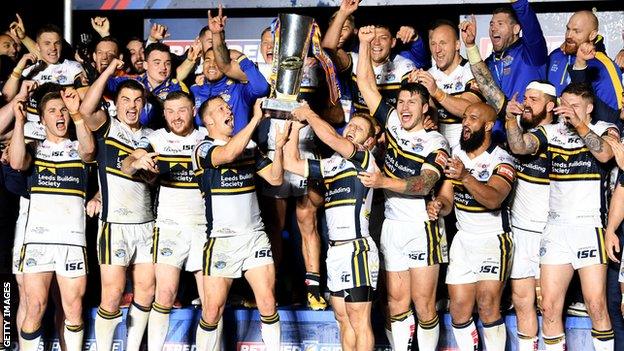 Leeds Rhinos win the 2017 Grand Final