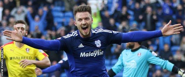 Anthony Pilkington celebrates