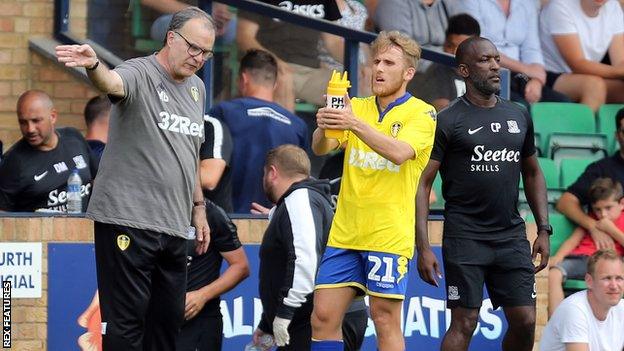 Marcelo Bielsa and Chris Powell