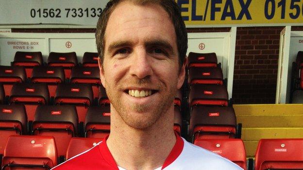 Keith Lowe, on his second arrival at Aggborough