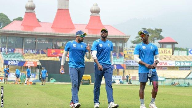 South Africa's Tabraiz Shamsi, Andile Phehlukwayo and Junior Dala before the first T20 match in Dharamsala