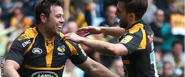 Rob Miller celebrates his first-half try for Wasps