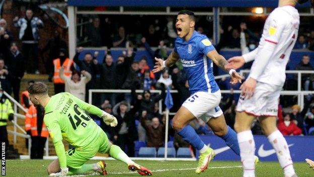 Onel Hernandez scores for Birmingham